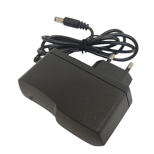 ALIMENTATORE SWITCHING 12V 1A
